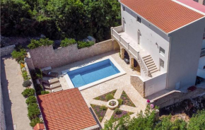 Stunning Home In Klek With Outdoor Swimming Pool